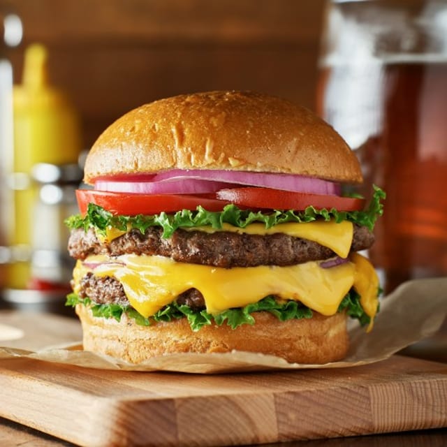Cheese Burger DLX.